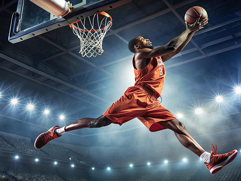 神仙畫面！三上悠亞和臺灣省啦啦隊美女梓梓牽手跑過來！